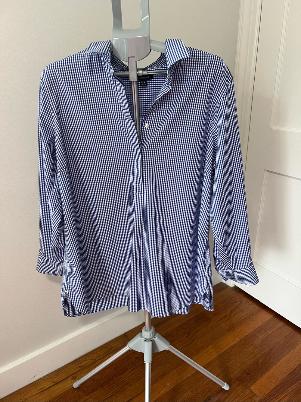 Lands' End Blue and White Gingham Women’s popover